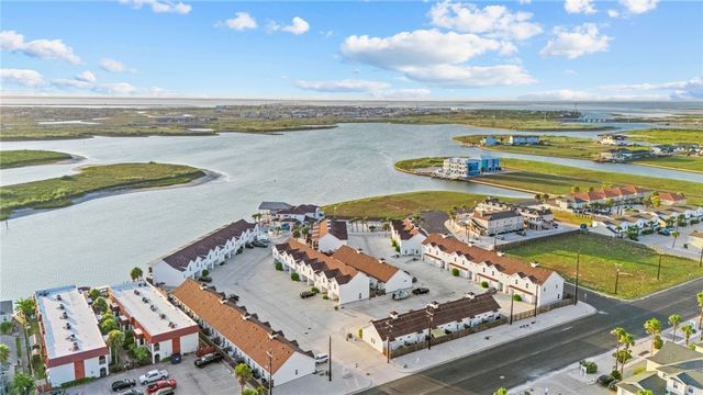 15110 Arashi Beach Dr, Corpus Christi, TX 78418