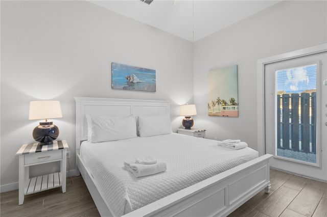 15110 Arashi Beach Dr, Corpus Christi, TX 78418