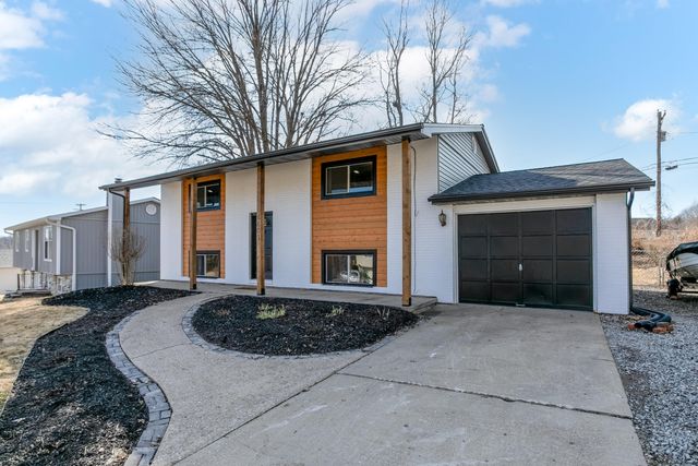 6601 S GATEWAY BLVD, Columbia, MO 65203