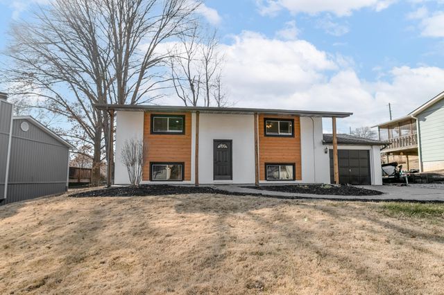 6601 S GATEWAY BLVD, Columbia, MO 65203