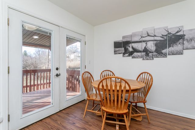 6601 S GATEWAY BLVD, Columbia, MO 65203