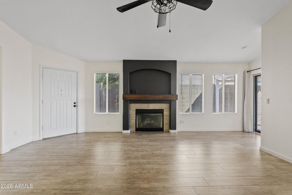 417 S ASH Street, Gilbert, AZ 85233 — photo 3