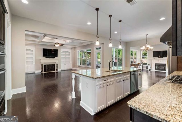 2607 LULWORTH Lane, Marietta, GA 30062