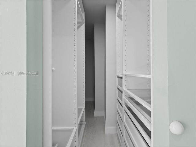 421 S 56th Ter, Hollywood, FL 33023