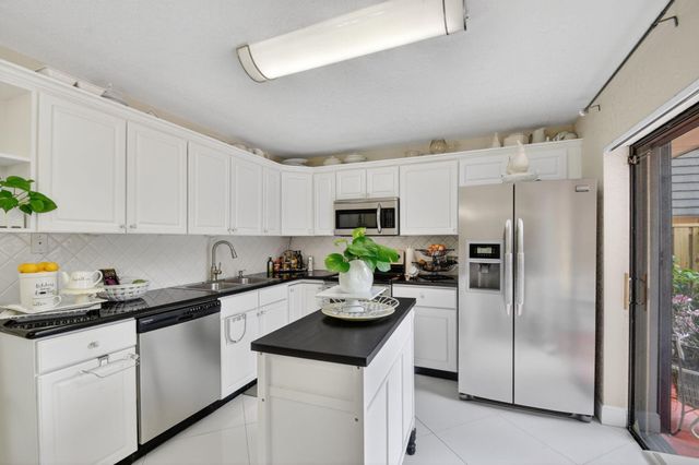 315 3rd Way, West Palm Beach, FL 33407