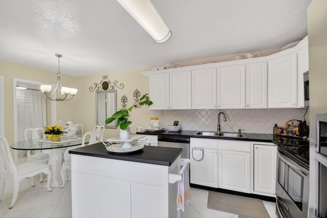 315 3rd Way, West Palm Beach, FL 33407
