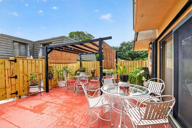 315 3rd Way, West Palm Beach, FL 33407
