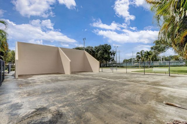 315 3rd Way, West Palm Beach, FL 33407