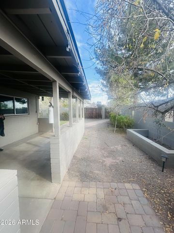 1621 S MARILYN ANN Drive, Tempe, AZ 85281