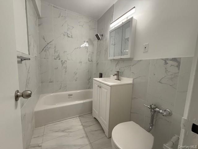 108-50 62nd Drive 2F, Forest Hills, NY 11375