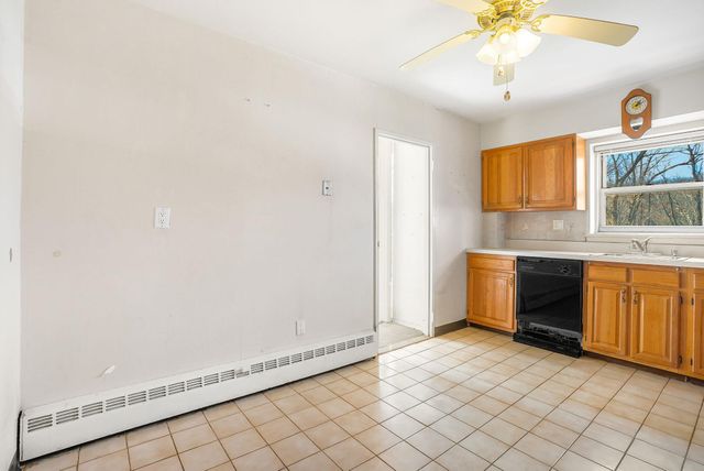 1 Lakeview Drive 1-R, Peekskill, NY 10566