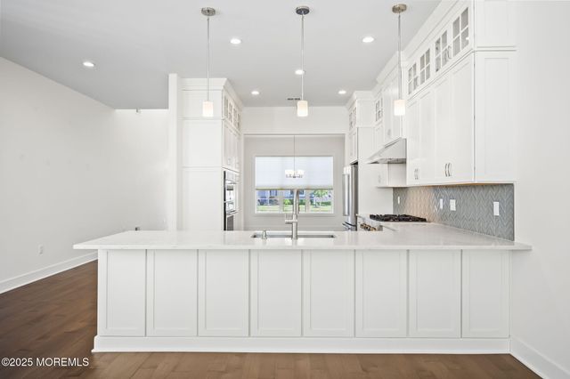 5 Scarlett Terrace, Manalapan, NJ 07726