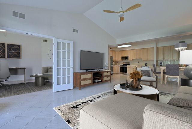 1745 Pavilion Way 502, Park Ridge, IL 60068