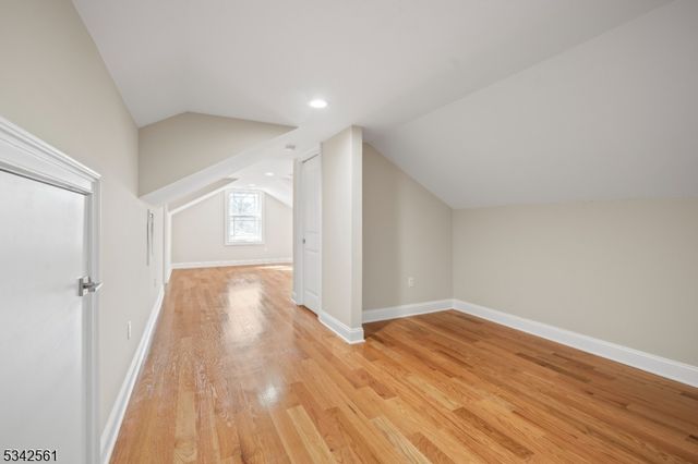 118 Cambridge Rd, Westfield Town, NJ 07090