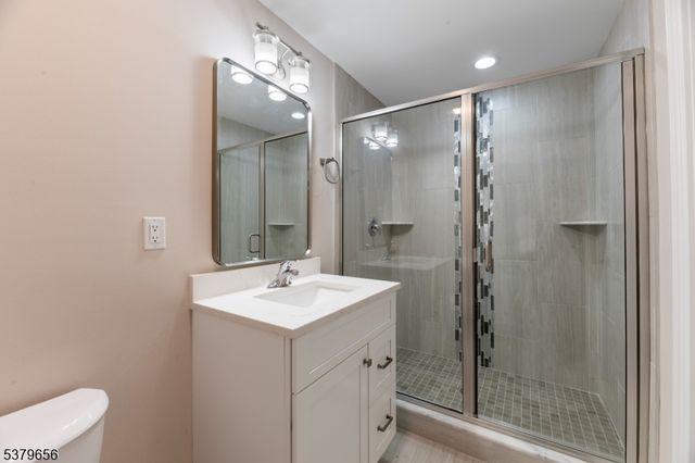 118 Cambridge Rd, Westfield Town, NJ 07090