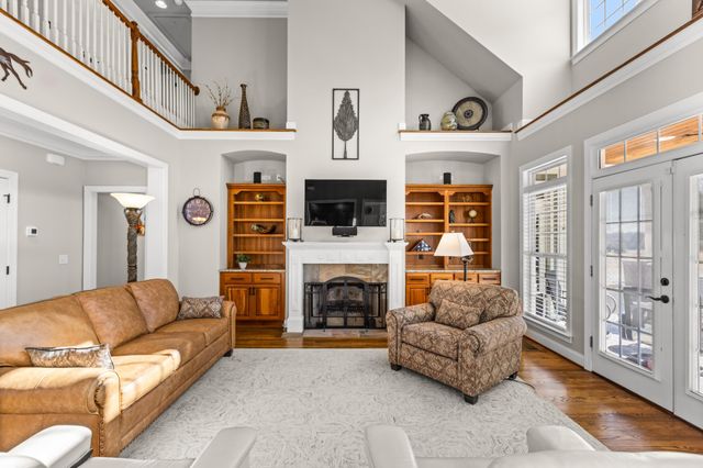 335 Lakeshore Cove Drive, Fort Oglethorpe, GA 30742