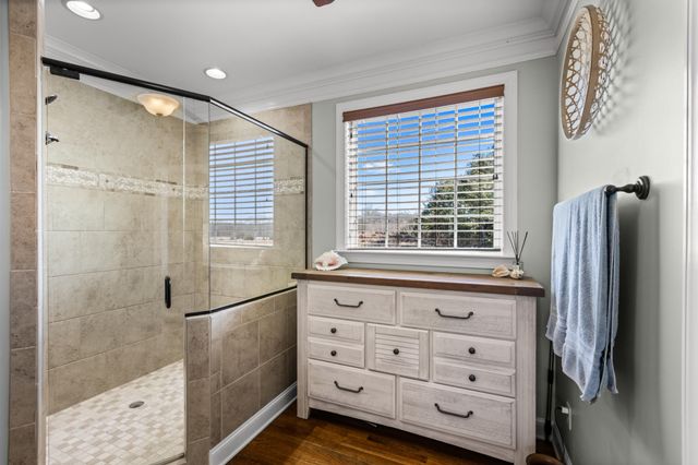 335 Lakeshore Cove Drive, Fort Oglethorpe, GA 30742