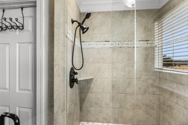 335 Lakeshore Cove Drive, Fort Oglethorpe, GA 30742