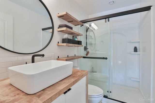 1504 Shadowood Trail, Hamilton Twp, OH 45039