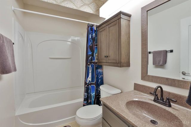 1504 Shadowood Trail, Hamilton Twp, OH 45039