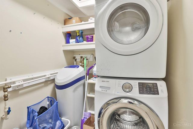 1504 Shadowood Trail, Hamilton Twp, OH 45039