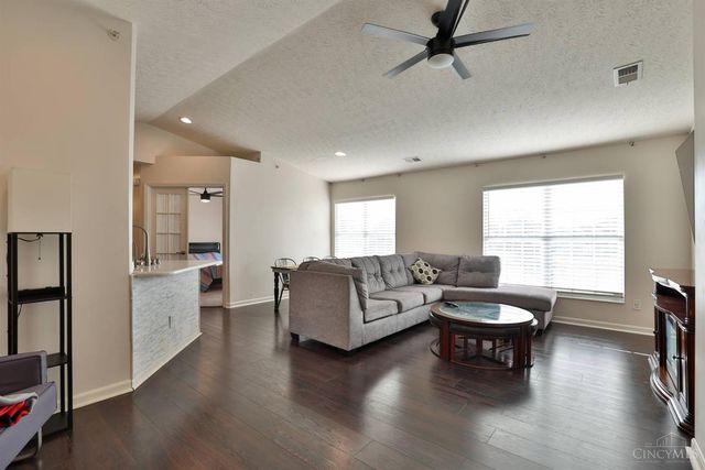 1504 Shadowood Trail, Hamilton Twp, OH 45039