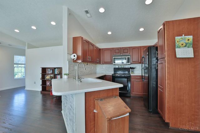 1504 Shadowood Trail, Hamilton Twp, OH 45039