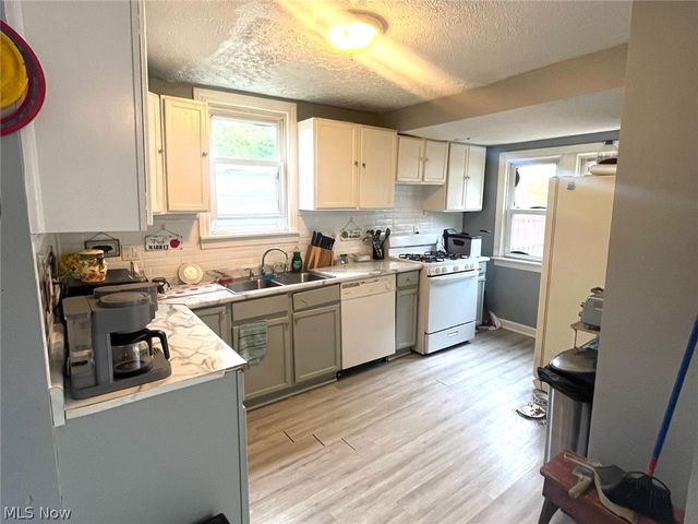 317 Illinois Avenue, Lorain, OH 44052