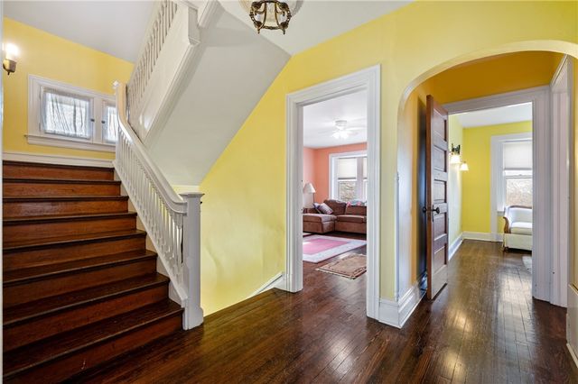 125 Dewey St, Edgewood, PA 15218