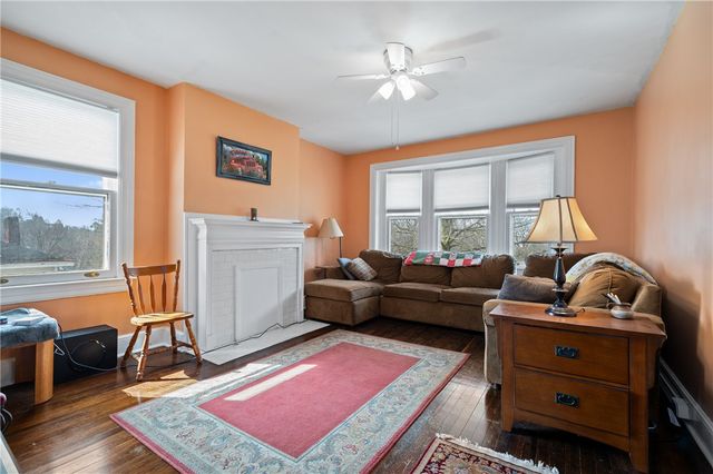 125 Dewey St, Edgewood, PA 15218