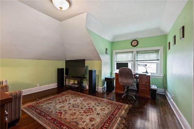 125 Dewey St, Edgewood, PA 15218