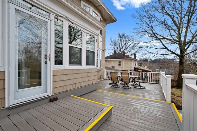 125 Dewey St, Edgewood, PA 15218