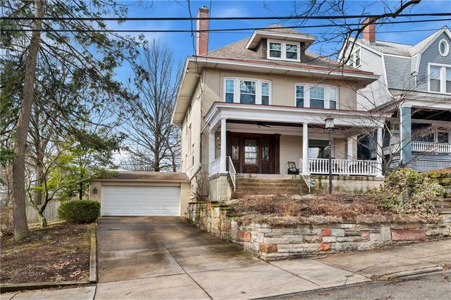 125 Dewey St, Edgewood, PA 15218