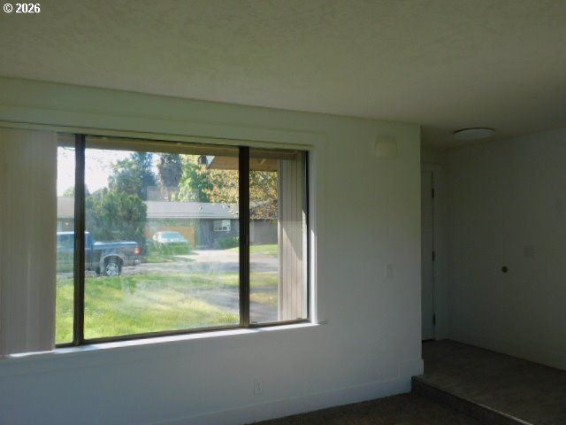 511 PANDA Loop, Eugene, OR 97401