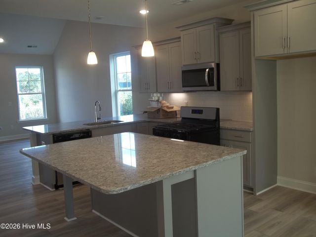 958 Sunray Lane NE, Winnabow, NC 28479