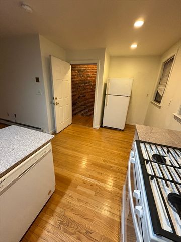 73 Hudson Street 3, Boston, MA 02111