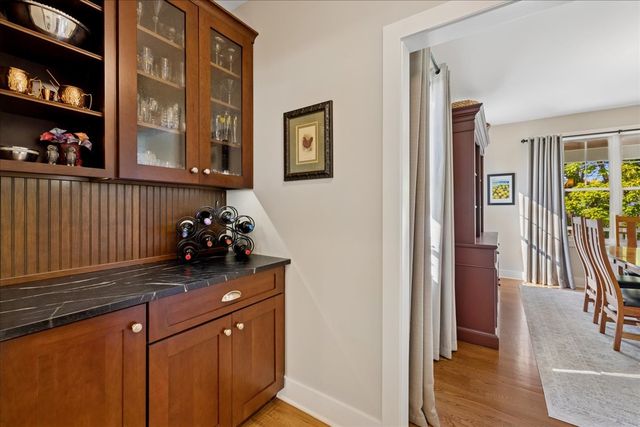 12915 Pleasant Valley Road, Woodstock, IL 60098