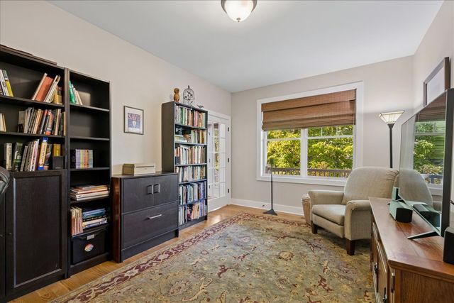 12915 Pleasant Valley Road, Woodstock, IL 60098