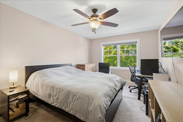 12915 Pleasant Valley Road, Woodstock, IL 60098