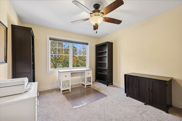 12915 Pleasant Valley Road, Woodstock, IL 60098