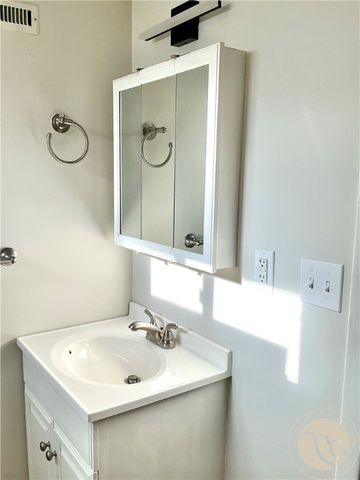 1704 Lewis Avenue, Billings, MT 59102