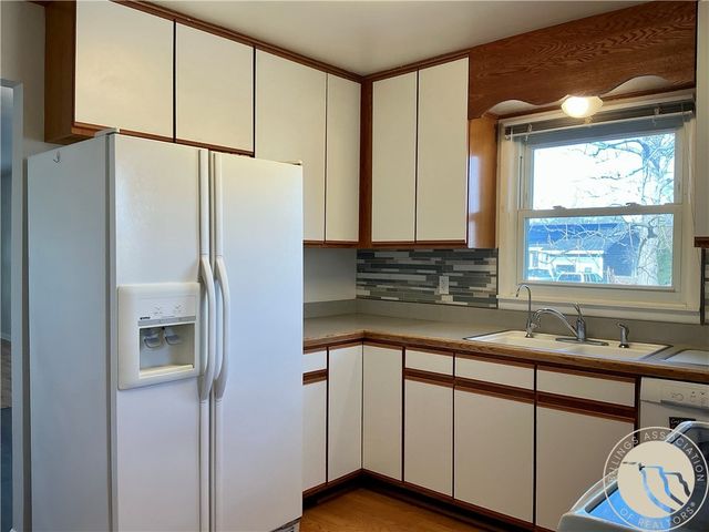 1704 Lewis Avenue, Billings, MT 59102