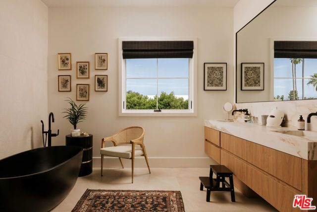 5330 Amestoy Avenue, Encino (los Angeles), CA 91316