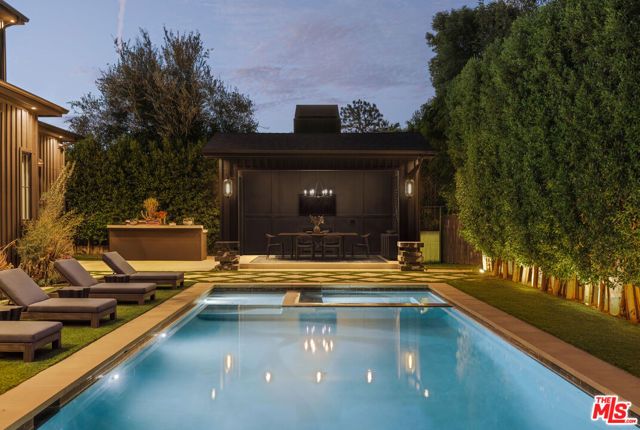 5330 Amestoy Avenue, Encino (los Angeles), CA 91316