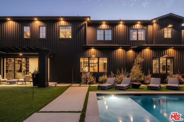 5330 Amestoy Avenue, Encino (los Angeles), CA 91316