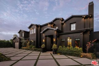 5330 Amestoy Avenue, Encino (los Angeles), CA 91316