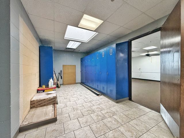 1655 Greenleaf Avenue, Elk Grove Village, IL 60007