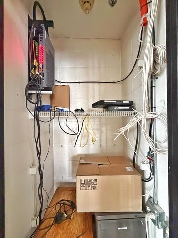 1655 Greenleaf Avenue, Elk Grove Village, IL 60007