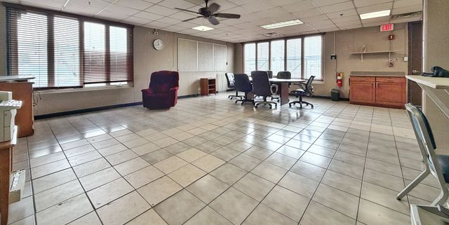 1655 Greenleaf Avenue, Elk Grove Village, IL 60007