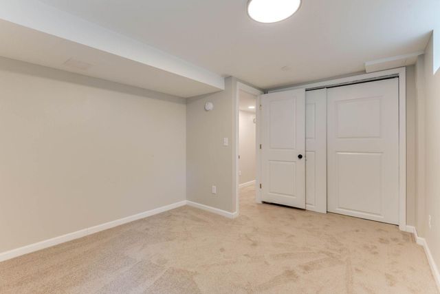 220 W 33rd Street, Minneapolis, MN 55408